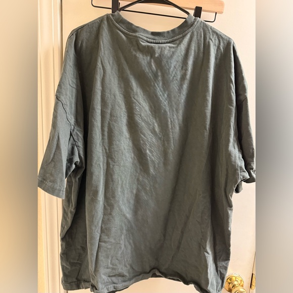 Urban Outfitters Charcoal Oversized Graphic Tee - Picture 3 of 3